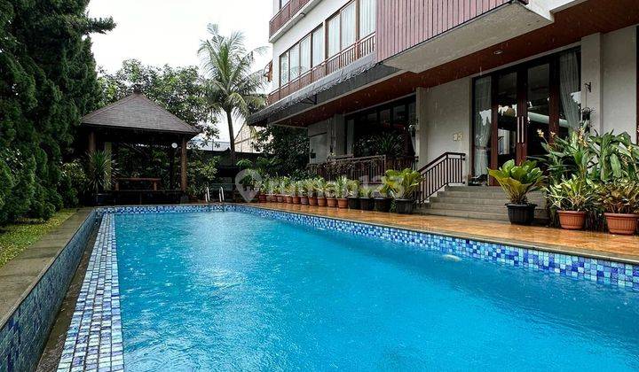 RUMAH MEWAH 3 LANTAI + ROOFGARDEN PRIVATE LIFT, BEAUTIFUL S.POOL 1