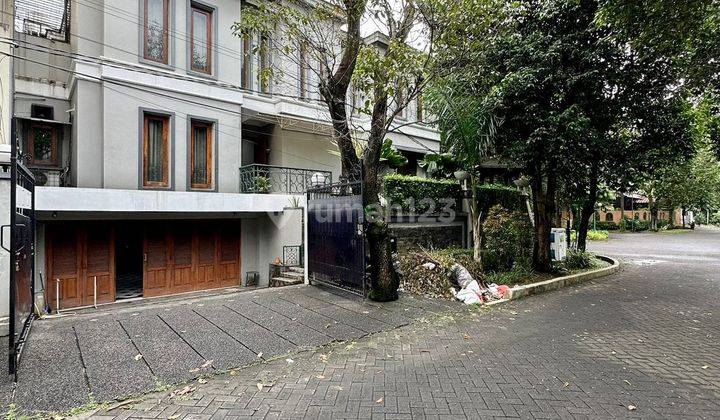 Pondok Indah, rumah nyaman dekat taman lingkungan bagus asri & Tenang 1