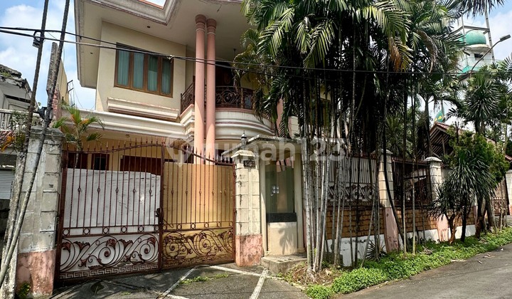 BEST PRICE, BEST LOCATION…., Lokasi Favoforite Permata Hijau Rumah Kokoh Private Pool BEST PRICE, BEST LOCATION…., Lokasi Favoforite Permata Hijau Rumah Kokoh Private Pool