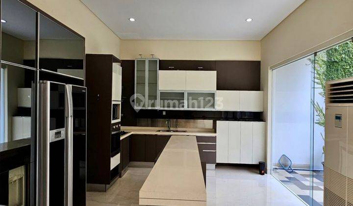 Pondok Indah, Zona Elit & Exclusive One Gate System, Rumah Mewah Kualitas Mewah 2