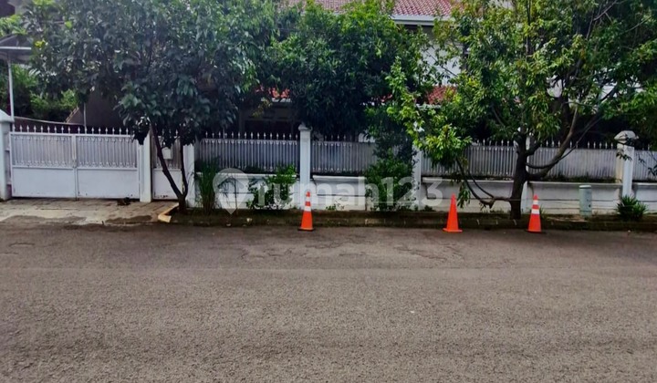 Lebak Bulus, BEST PRICE!!!…Rumah Dalam Komplek Sangat Nyaman, Keamanan 24 Jam 2