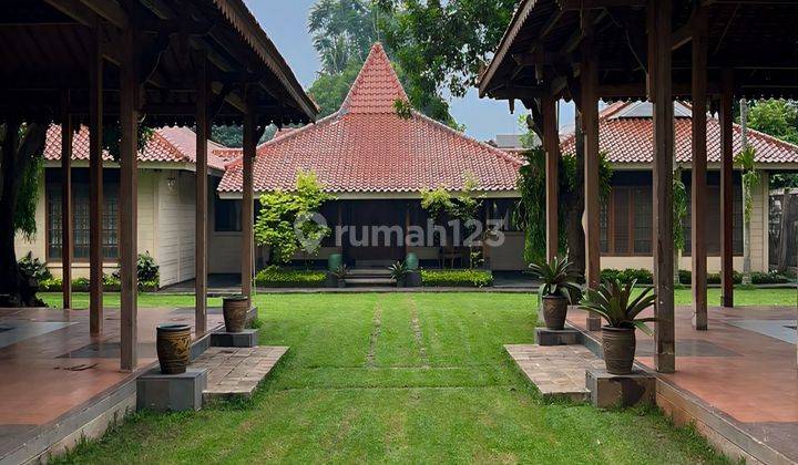 Lahan Setrategis Ada Rumah Model Etnik, Dijual Hitung Tanah SJ 1