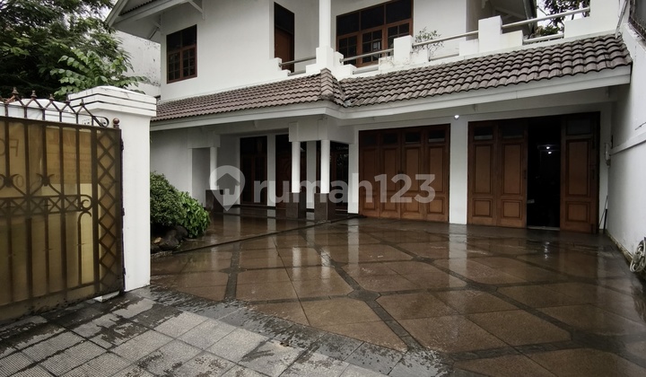 Hunian Elite Dekat Mega Kuningan Jakarta