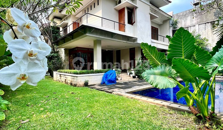 Rumah Kemang Dalam Komplek Elite|Ruang Terbuka Hijau Luas 2