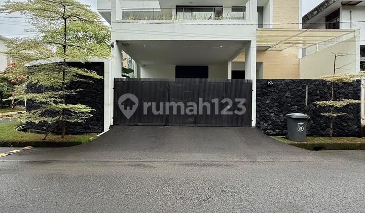 Rumah Siap Huni Dalam Komplek Besar Keamanan 24Jam