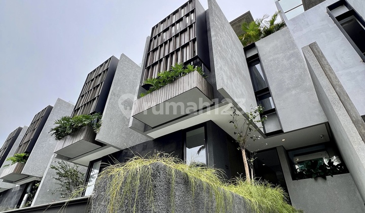 Permata Hijau Private Townhouse Bangunan Baru…spec Premium