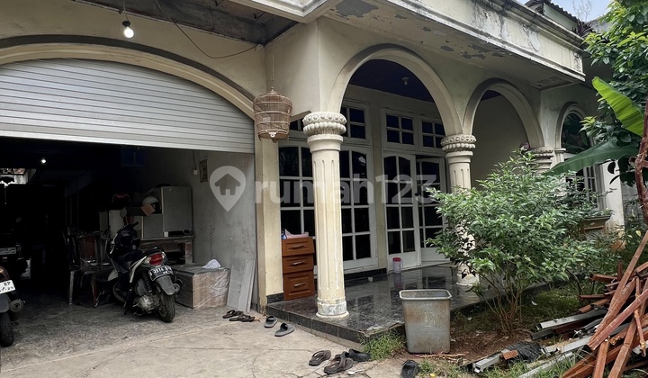 Pondok Indah…prime location Old House Land Area Included Sj Pondok Indah…prime location Old House Land Area Included Sj