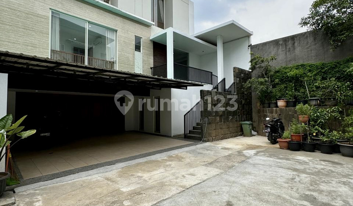Townhouse One Gate Systim Lokasi Setrategis Dkt Tb. Simatupang 2