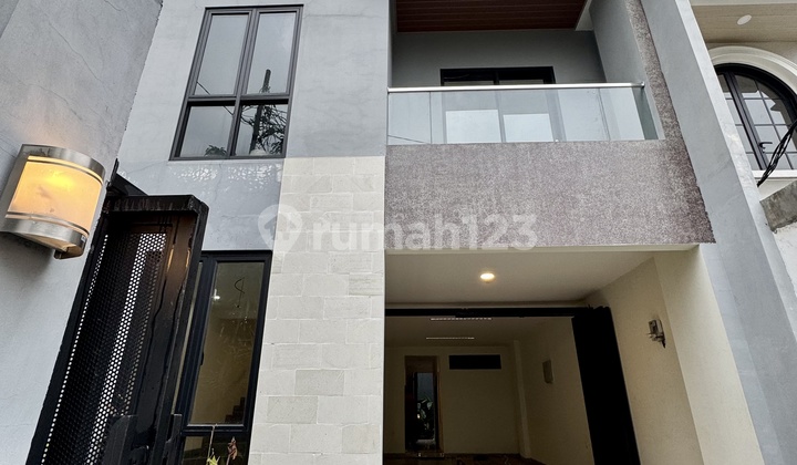 Rumah Brandnew View Bagus...3 Lantai + Rooftop Rumah Brandnew View Bagus...3 Lantai + Rooftop