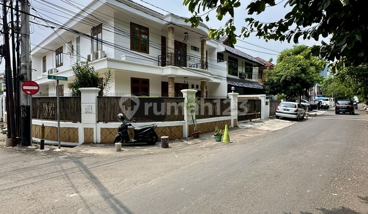 Prime Area Dekat Gunawarman & Senopati | Area Komersial 