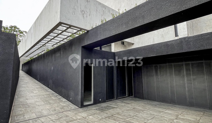 Rumah Mewah Desain Modern Industrial | Jual / Sewa 2