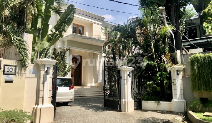 Prime Area Near Widya Chandra SCBD Luxury House Elite Location