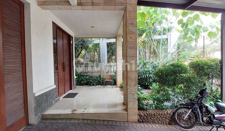 Rumah Dalam Private Compound | Lokasi Prime Area Kemang 2