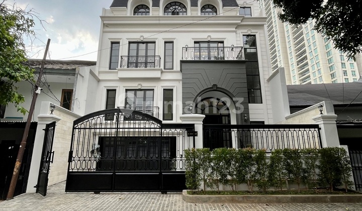 Rumah Brandnew Dalam Komplek Eksklusif | Luxury Modern Classic 