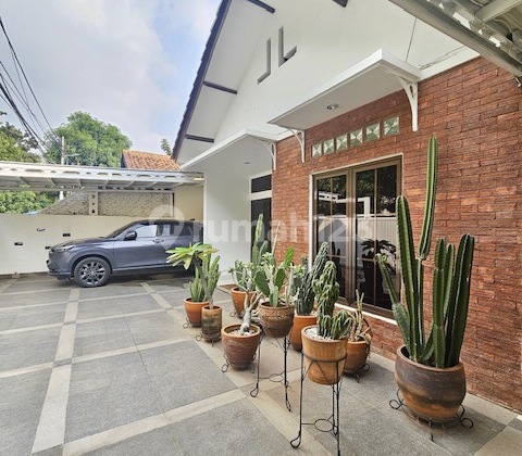 Best Price..!! Senopati Area | Well-Maintained Ready-to-Live House