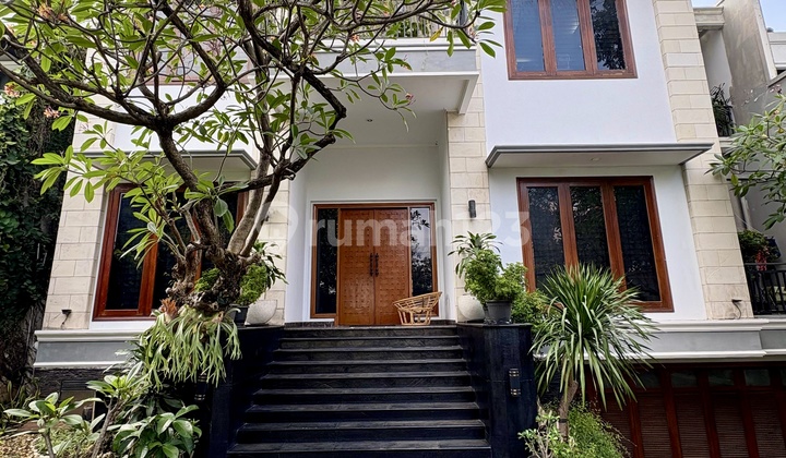 Prime Area Near Sunda Kelapa Mosque | Luxury House | Elite Zone