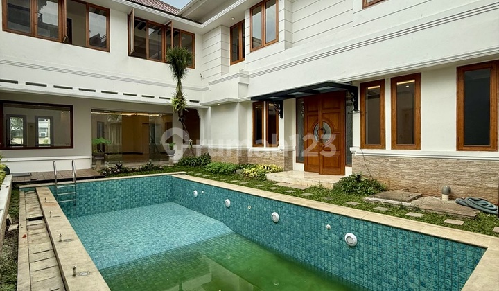 Lokas Eksklusif Akses One Gate System Rumah Mewah Pondok Indah