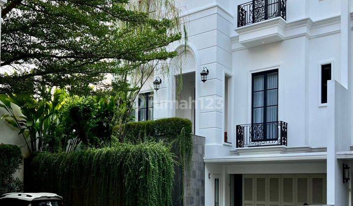 Rumah Mewah Dalam Private Compoud, Lokasi Setrategis  1