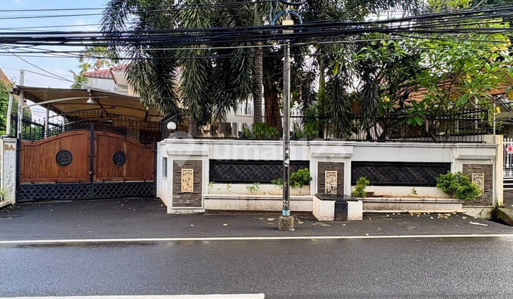 Rumah Setrategis Pinggir Jalan Utama|cck Utk Usaha|rumah Pejaten