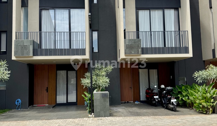 Rumah Lebak Bulus|Komplek Besar Lanskap Cantik Row Jalan Lebar