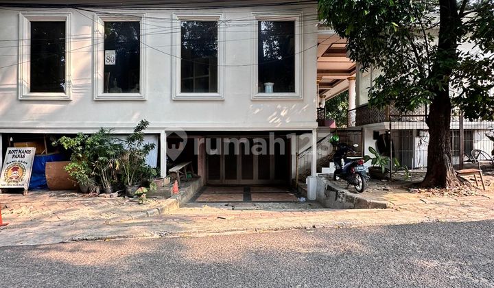 Gedung Komersial Lokasi Premium Area Ahmad Dahlan