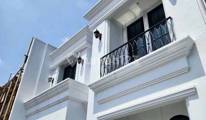 Rumah Cilandak Dekat Citos|brand New|design Modern Klasik By Emporio