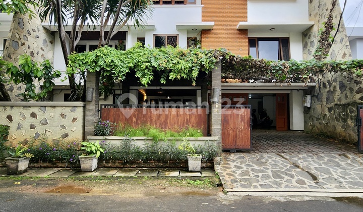 Rumah Dekat Itc Permata Hijau Bangunan Mewah Private Pool 2