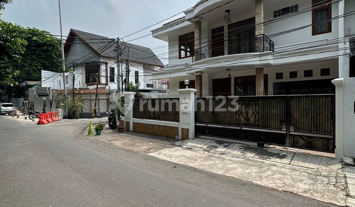 Prime Area Near Gunawarman & Senopati | Commercial Area 2