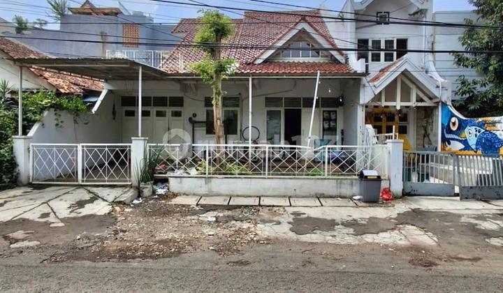Lokasi Prime Dekat Pakubuwono & Ahmad Dahlan Lokasi Prime Dekat Pakubuwono & Ahmad Dahlan