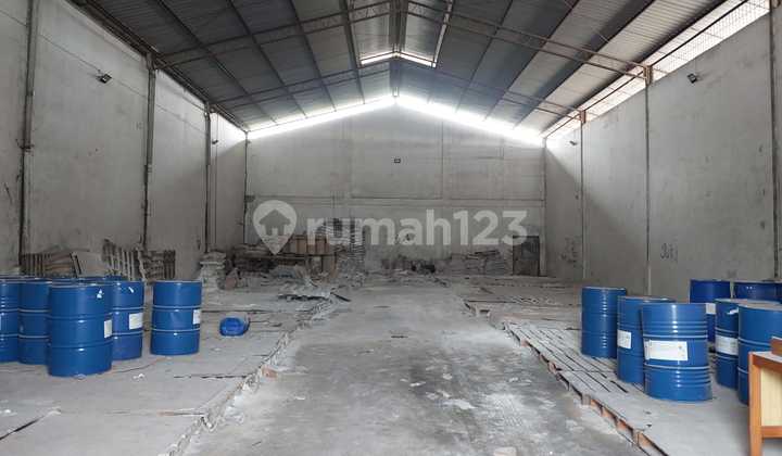 For Rent: 40 Feet Access Warehouse in Kalideres