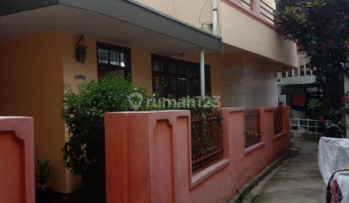 Dijual Murah Rumah Di Jalan Cipedes Dekat Pusat Kota Rumah 1