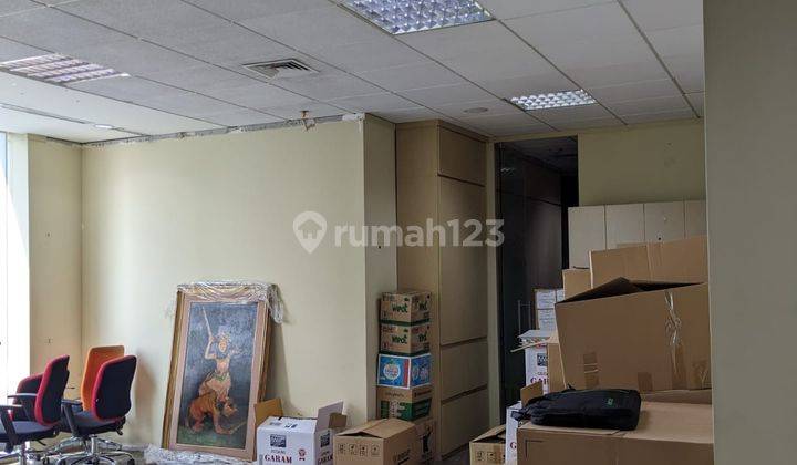 Dijual Ruang Perkantoran Bagus 220 m2 Cyber Tower2 Harga Murah! 2