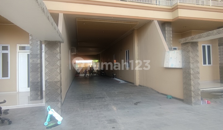 Large House and 20 Rentals in Cipondoh Near Poris Large House and 20 Rentals in Cipondoh Near Poris