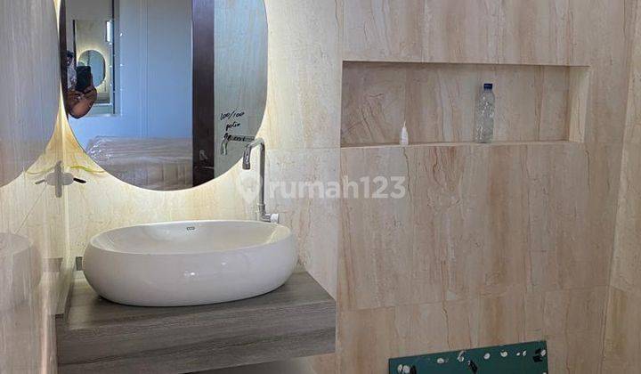 Villa 3 Km Tidur, 3 Km Mandi, Include Kitchen, Kolam Aquarium 2