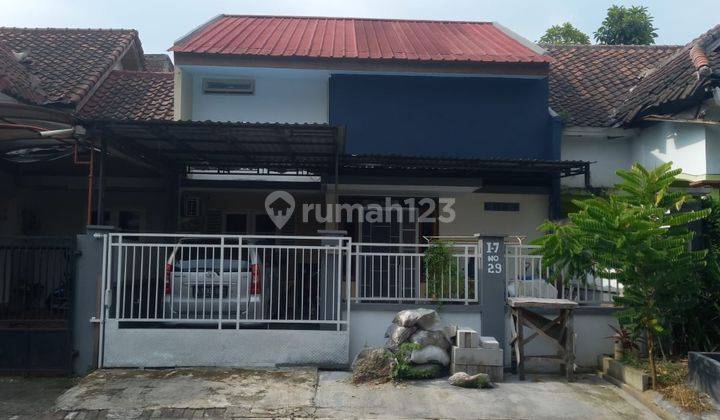 Rumah bagus siap huni  di Taman Puspita  1