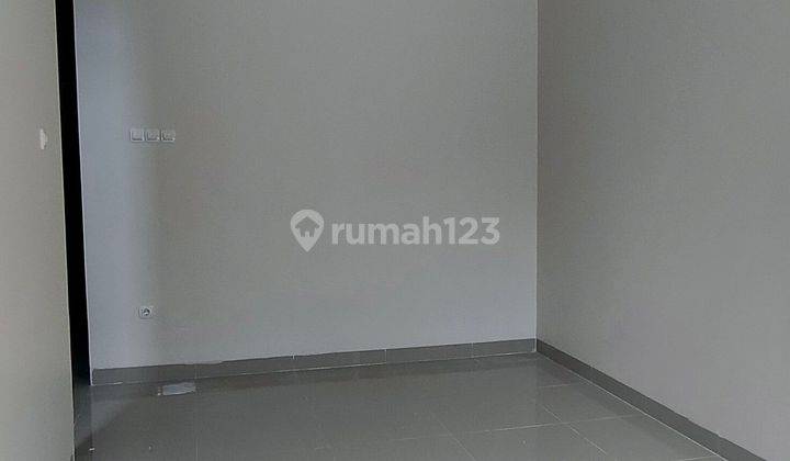 Rumah 2 Lantai Bangunan Baru Murah Di Citraraya Tangerang  2