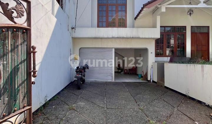 Kebayoran Baru Rumah Lokasi Strategis Senopati Area 2