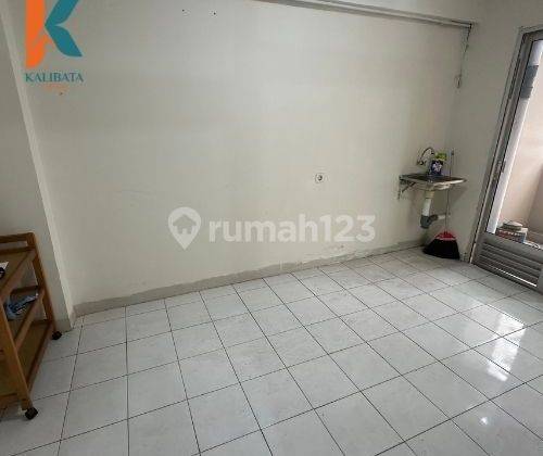 Apartemen Kalibata City Tower Damar 2BR Unfurnish  2