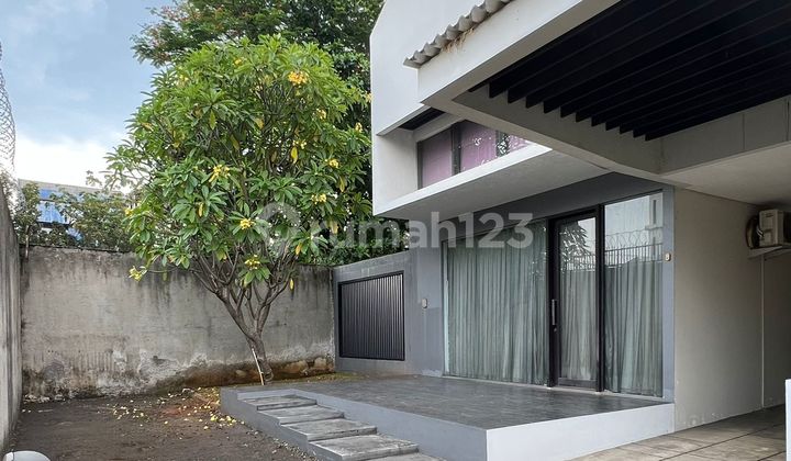 Dijual Rumah dengan Private Pool Dalam Cluster di Dekat Stasiun MRT Lebak Bulus 2