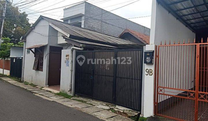 Dijual Rumah Hitung Tanah di Haji Nawi, Jakarta Selatan 1