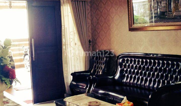 Rumah 2 Lantai Bagus Furnished SHM di Jatiwarna, Bekasi 5
