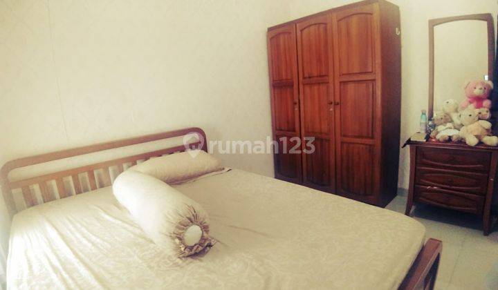 Rumah 2 Lantai Bagus Furnished SHM di Jatiwarna, Bekasi 8