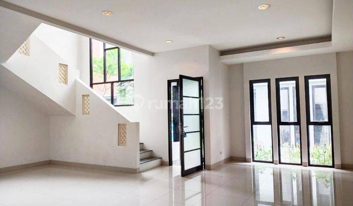 Rumah 2 Lantai Dalam Cluster di Pondok Labu, Jakarta Selatan 2