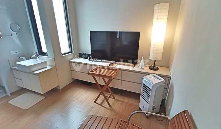 For Sale Ready-to-Occupy House in Vipla Graha Raya, South Tangerang