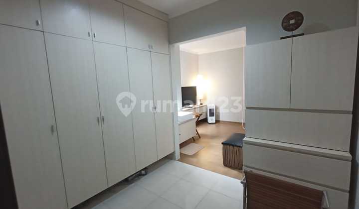 For Sale Ready-to-Occupy House in Vipla Graha Raya, South Tangerang 2