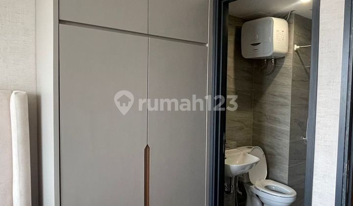 Apartemen 2 BR Furnished di Collins Boulevard Serpong 2