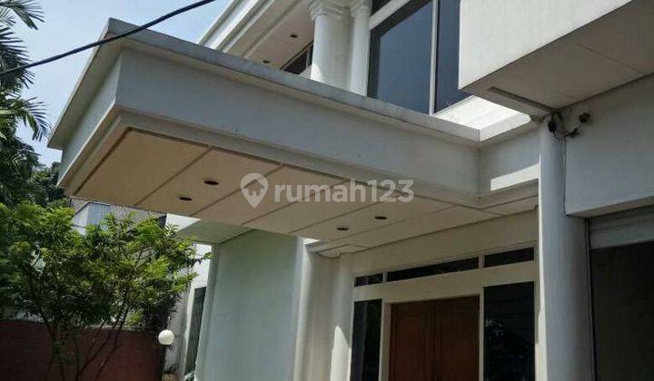 Rumah lama 2 lantai, pinggir jalan Lauser Kebayoran Baru 1