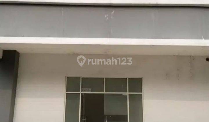 Ruko 3 lantai siap pakai lokasi prime di Scientia residence 5