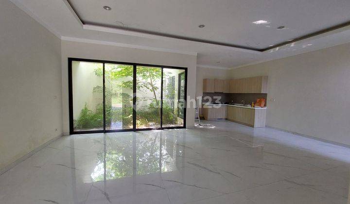 Rumah cantik desain minimalis modern di alam sutera 2