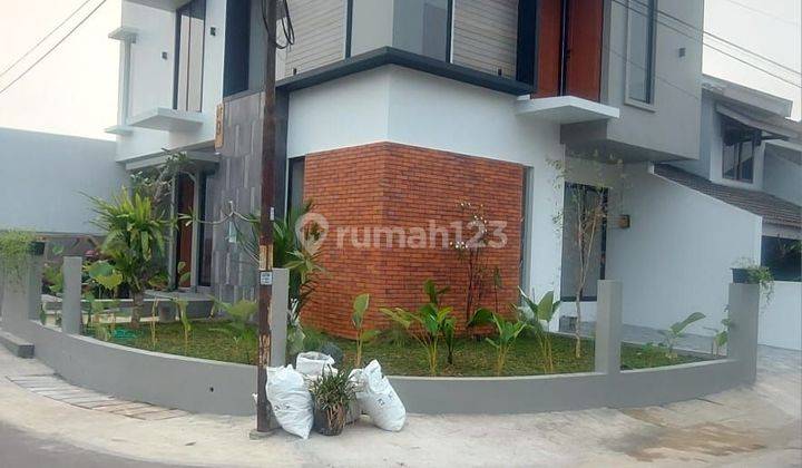 Rumah baru desain minimalis modern di griya loka bsd city 1